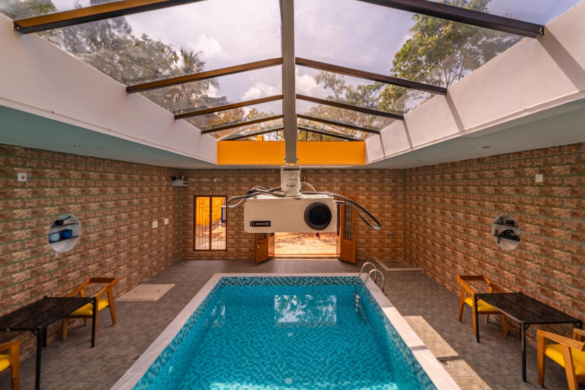 Teak Leaf Gateway Villa With Swimming Pool Indoor Games Kalapettai Luaran gambar
