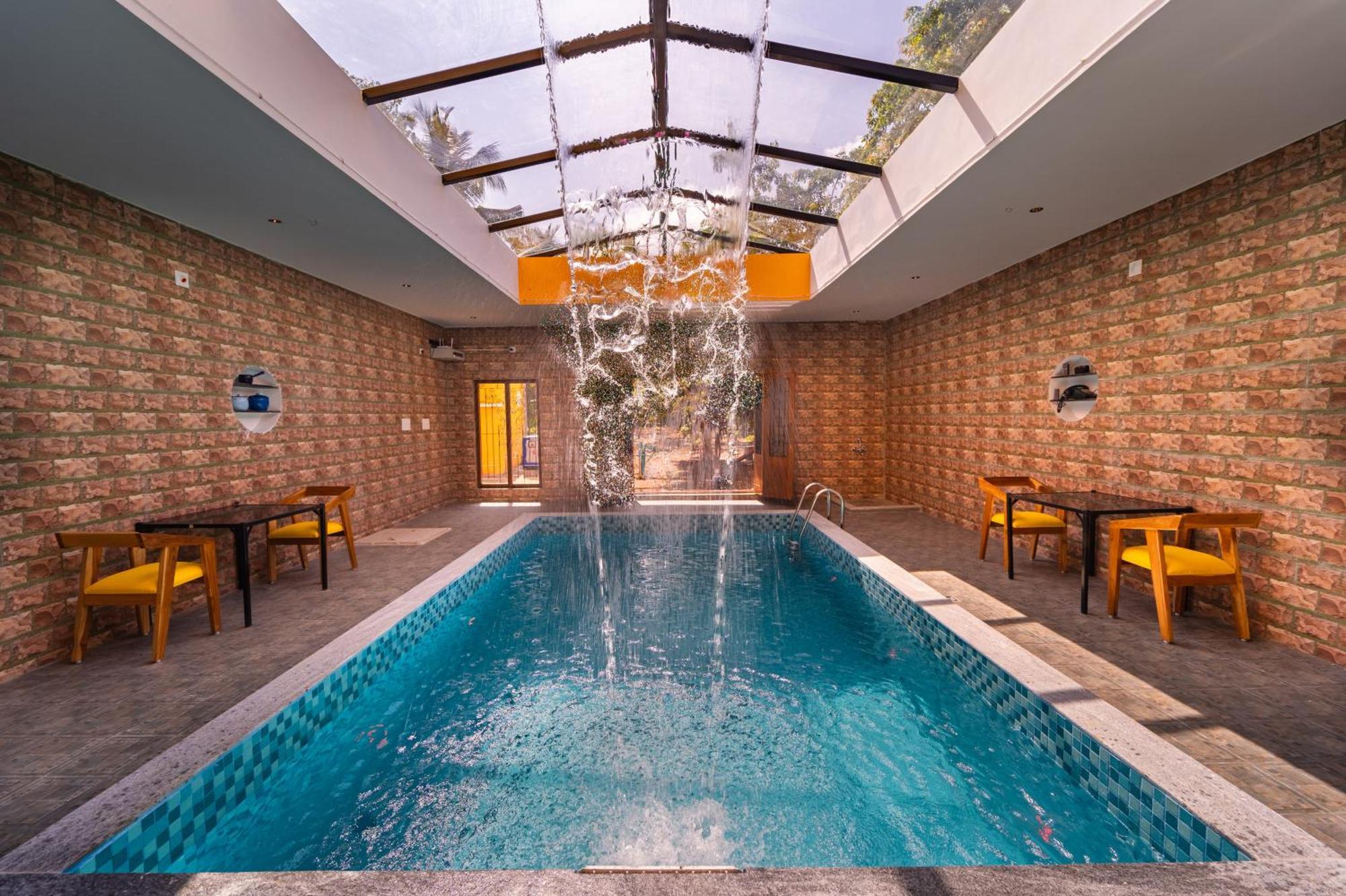 Teak Leaf Gateway Villa With Swimming Pool Indoor Games Kalapettai Luaran gambar