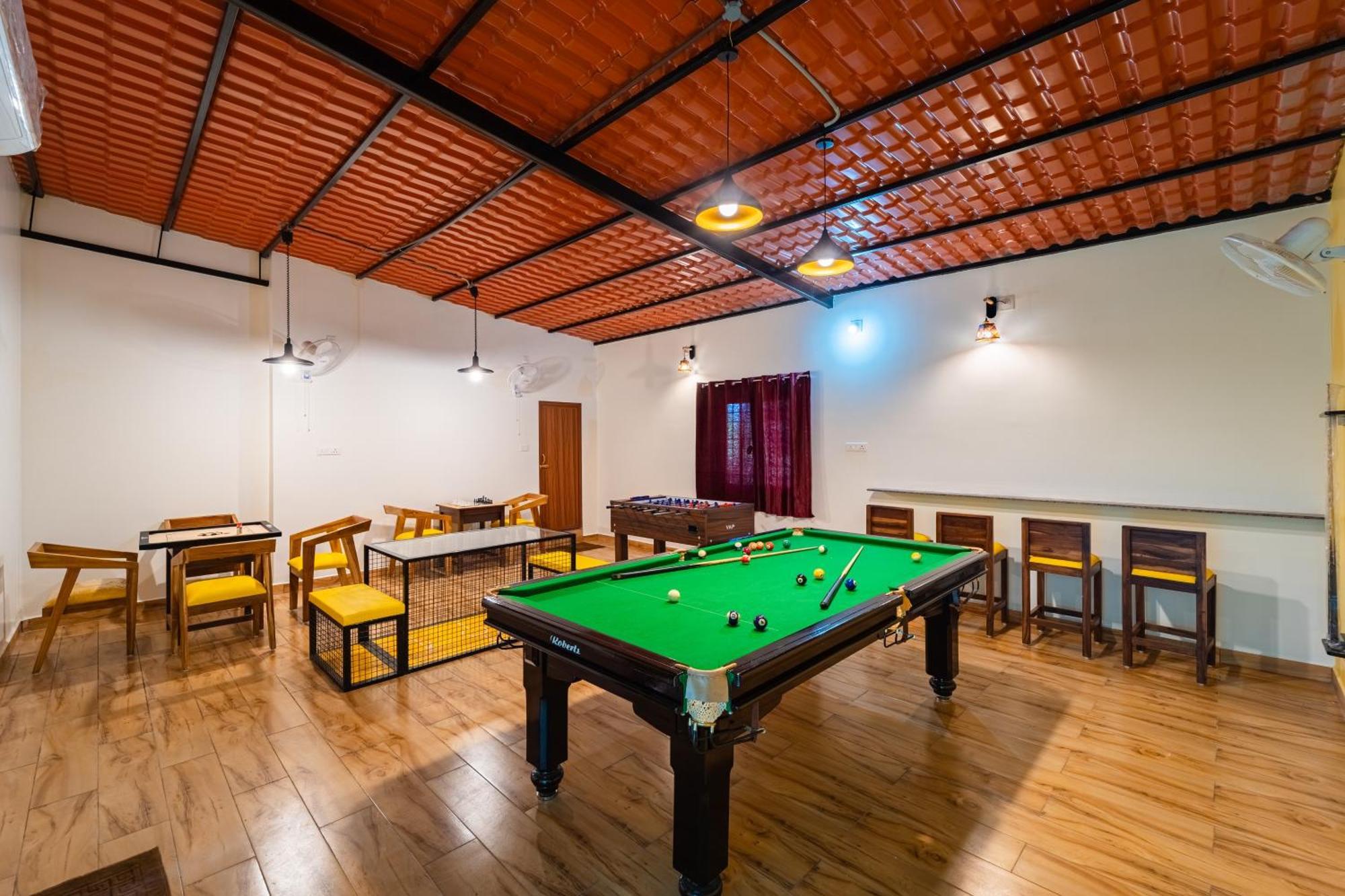 Teak Leaf Gateway Villa With Swimming Pool Indoor Games Kalapettai Luaran gambar